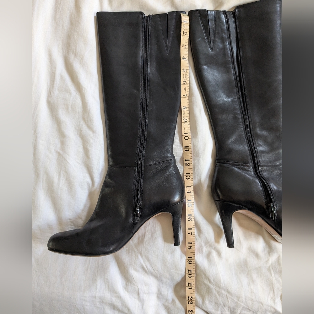 Clark's Size 9 Black Leather Knee-High Boots - Picture 7 of 10